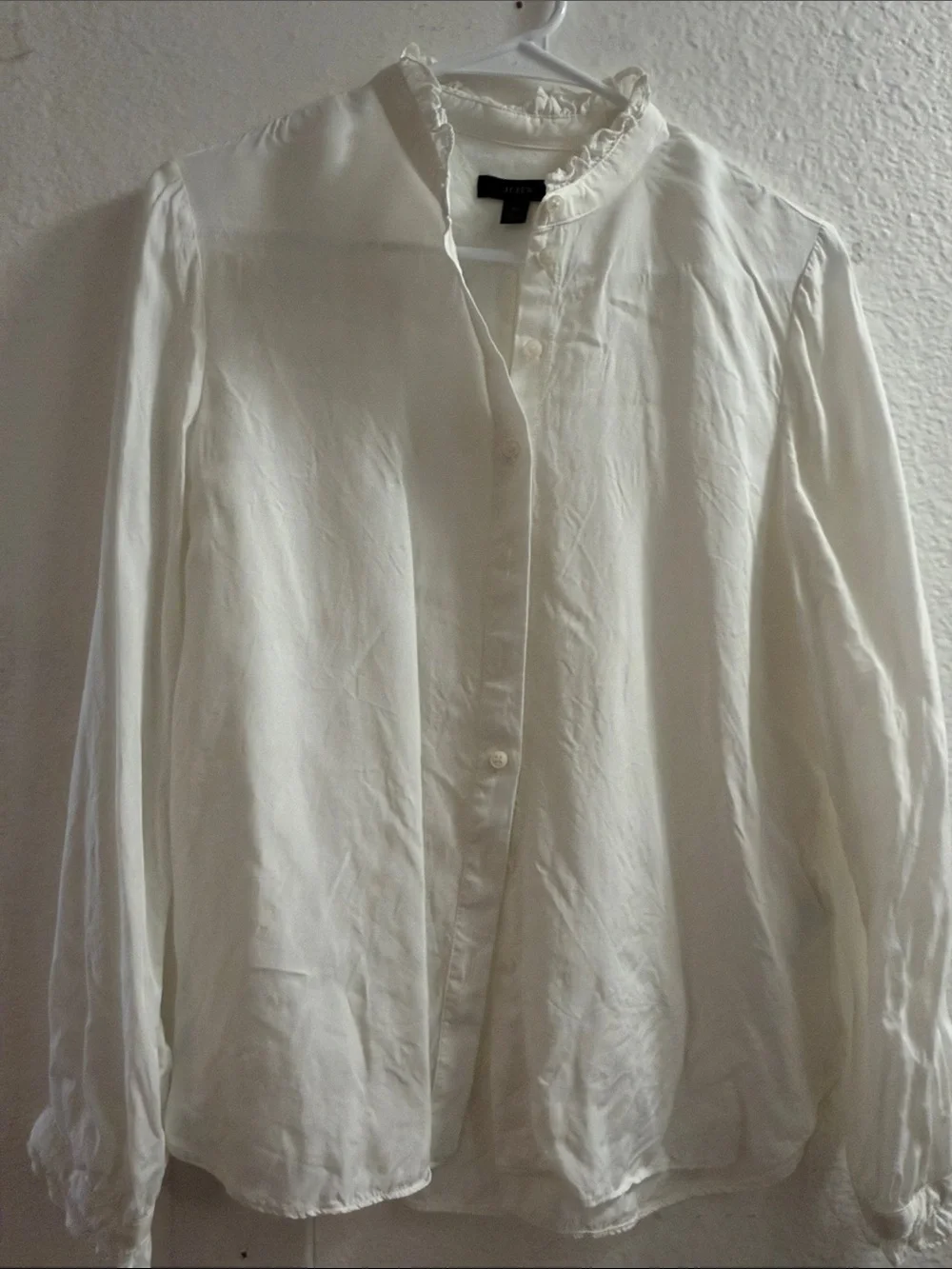Classic White Ruffle Collar blouse size M